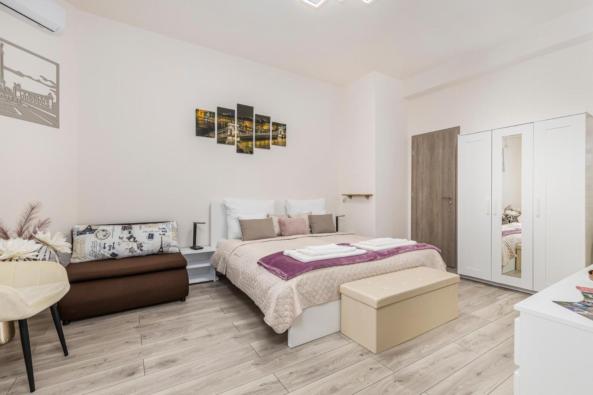 Galaxy Apartement Lift Parking Budapest Exterior photo